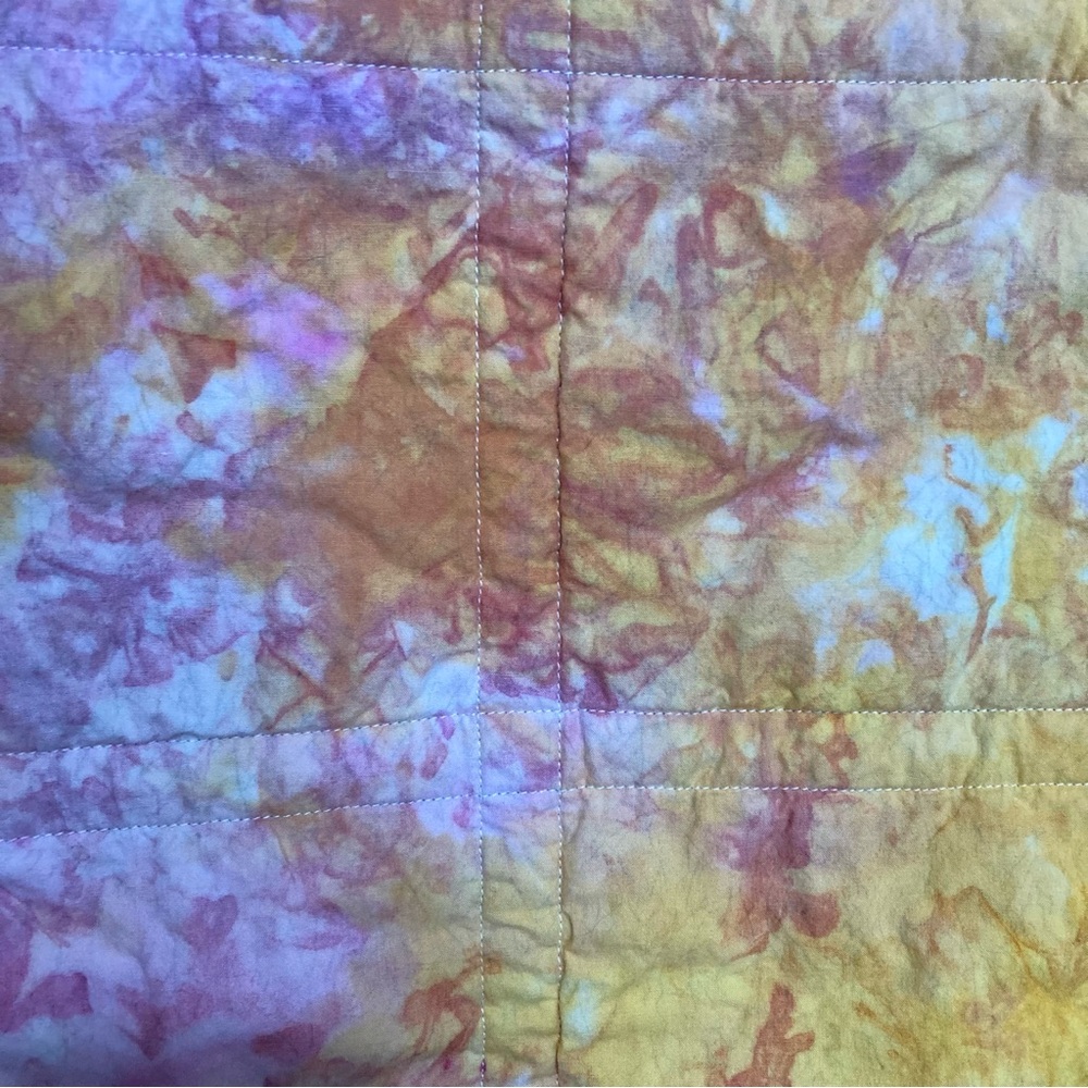 🪡 "Sunrise in Paradise" Handmade Cotton Large Crib Quilt - Picture 5 of 6
